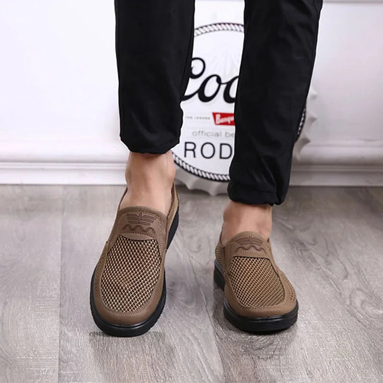 Oferta de esta semana: 50% de descuento en mocasines ortopédicos de malla transpirable para hombre