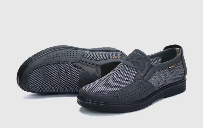 Oferta de esta semana: 50% de descuento en mocasines ortopédicos de malla transpirable para hombre