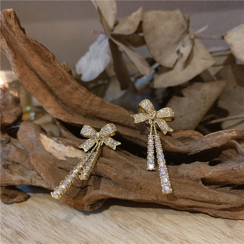 Pendientes de diamantes con lazo francés